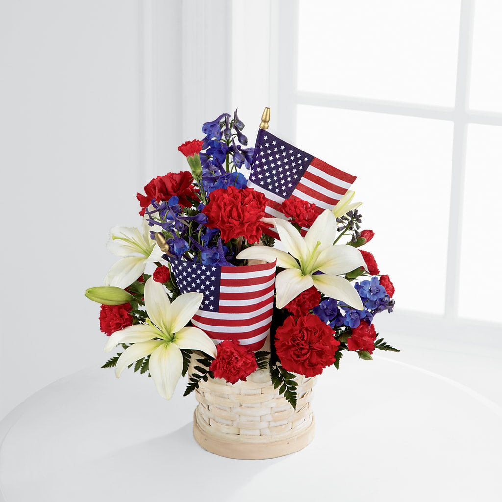 American Glory Bouquet – Holtschlag Florist, Quincy IL