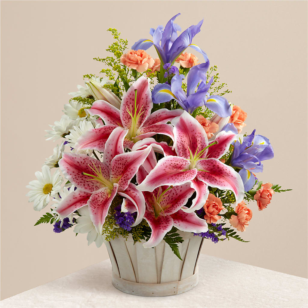 The Wondrous Nature Bouquet – Holtschlag Florist, Quincy IL