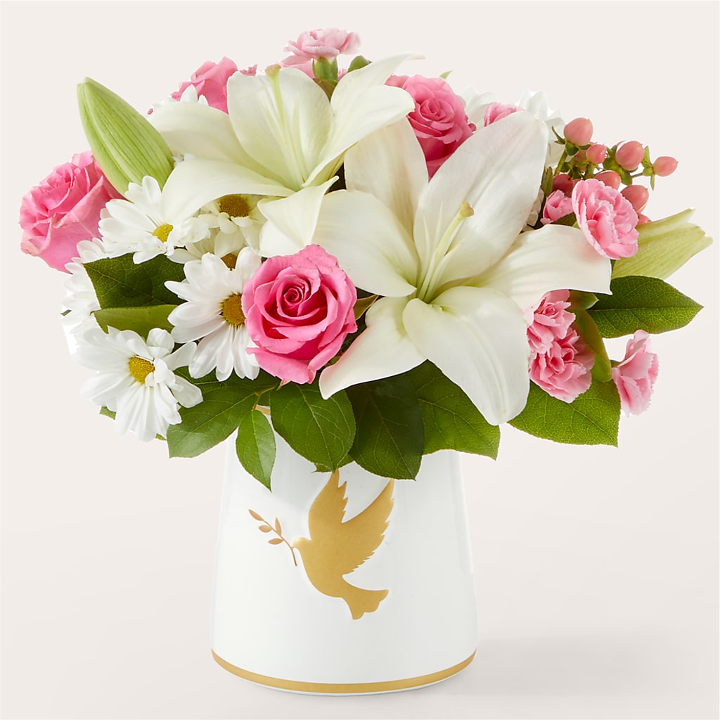 Whispers of Comfort Bouquet – Holtschlag Florist, Quincy IL
