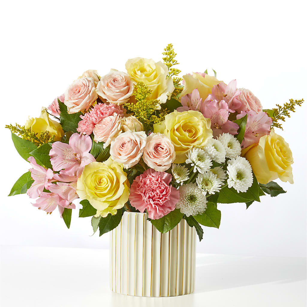 Watercolors Bouquet – Holtschlag Florist, Quincy IL