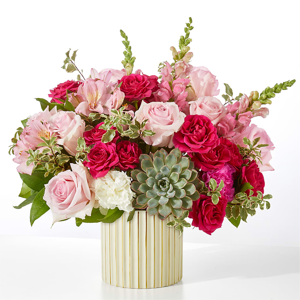 Magenta Musings Bouquet – Holtschlag Florist, Quincy IL
