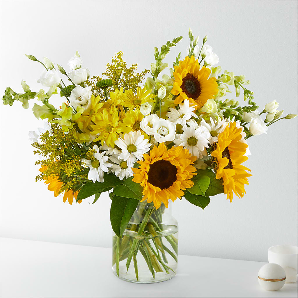 Hello Sunshine Bouquet – Holtschlag Florist, Quincy IL