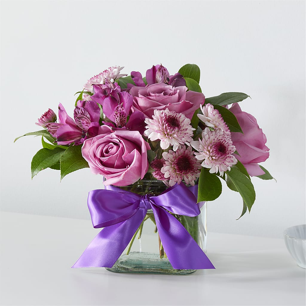 Sugarplum Bouquet – Holtschlag Florist, Quincy IL