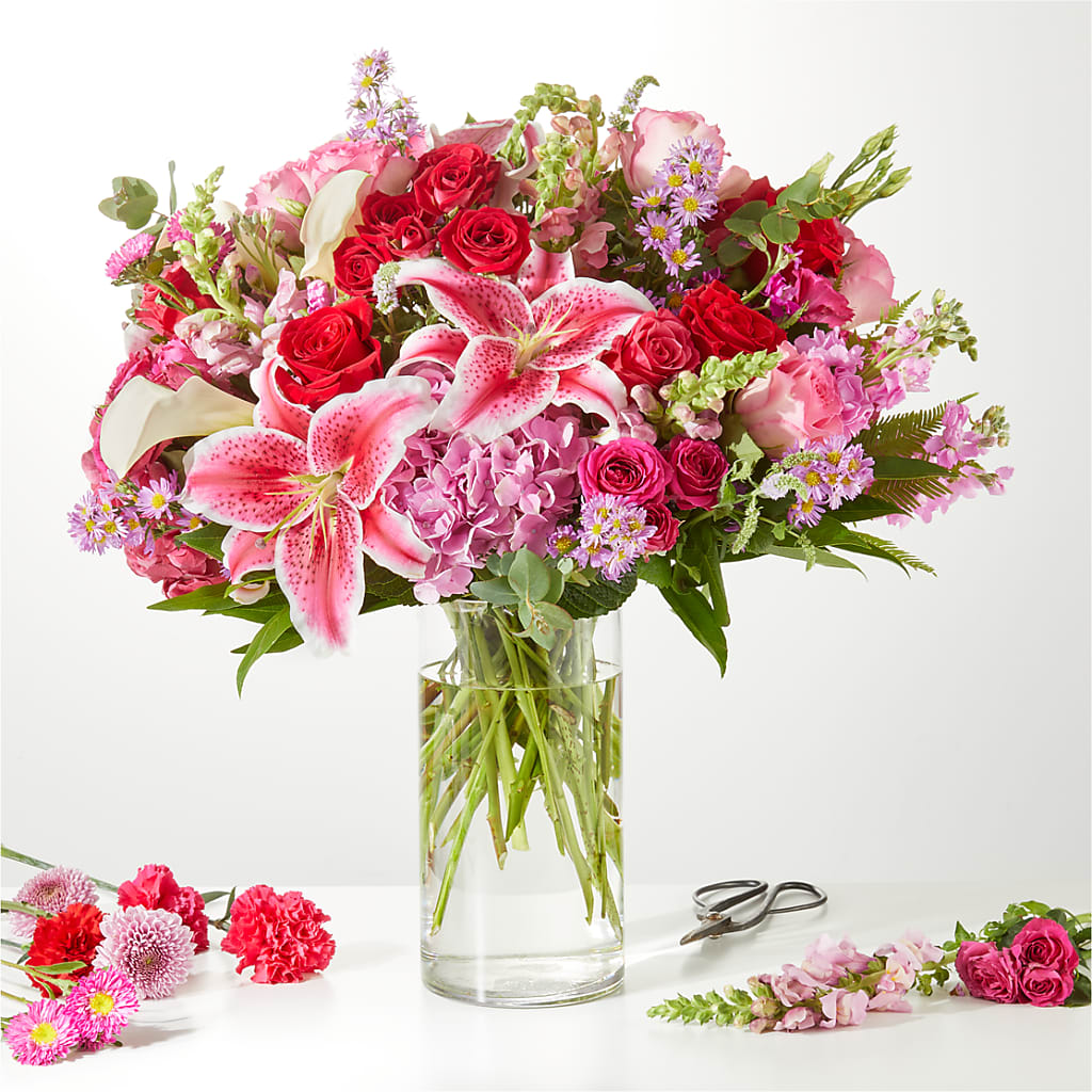 Swooning Over You - A Luxury Florist Original – Holtschlag Florist, Quincy IL