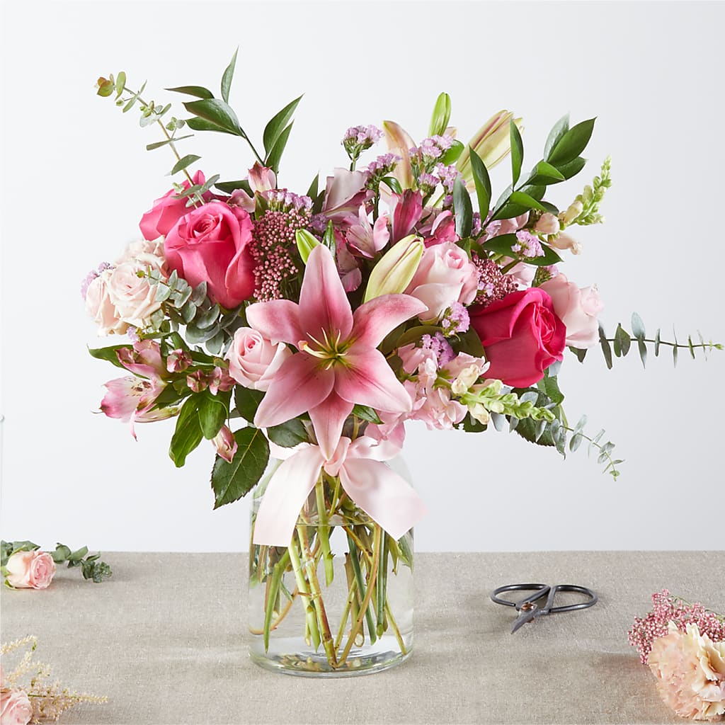 Pink Ribbon - A Florist Original – Holtschlag Florist, Quincy IL