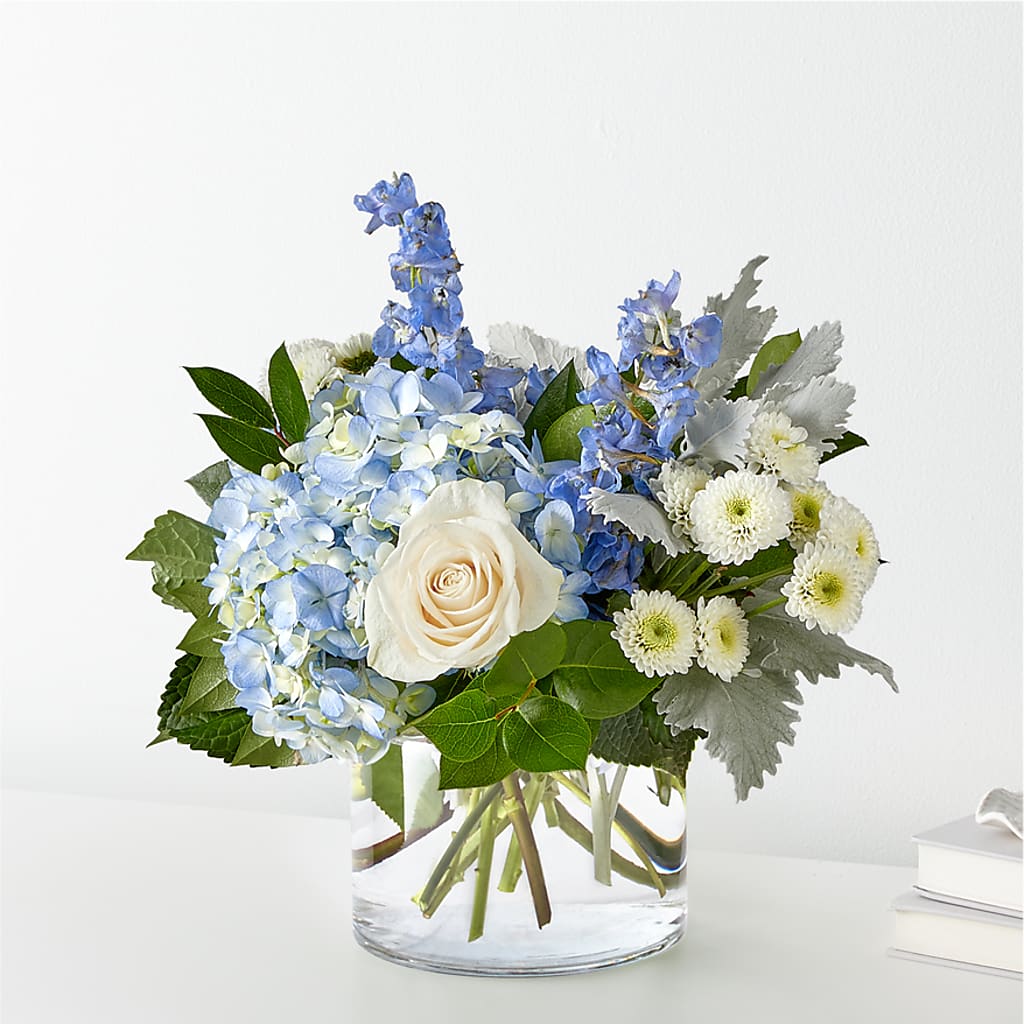 Clear Skies Bouquet – Holtschlag Florist, Quincy IL