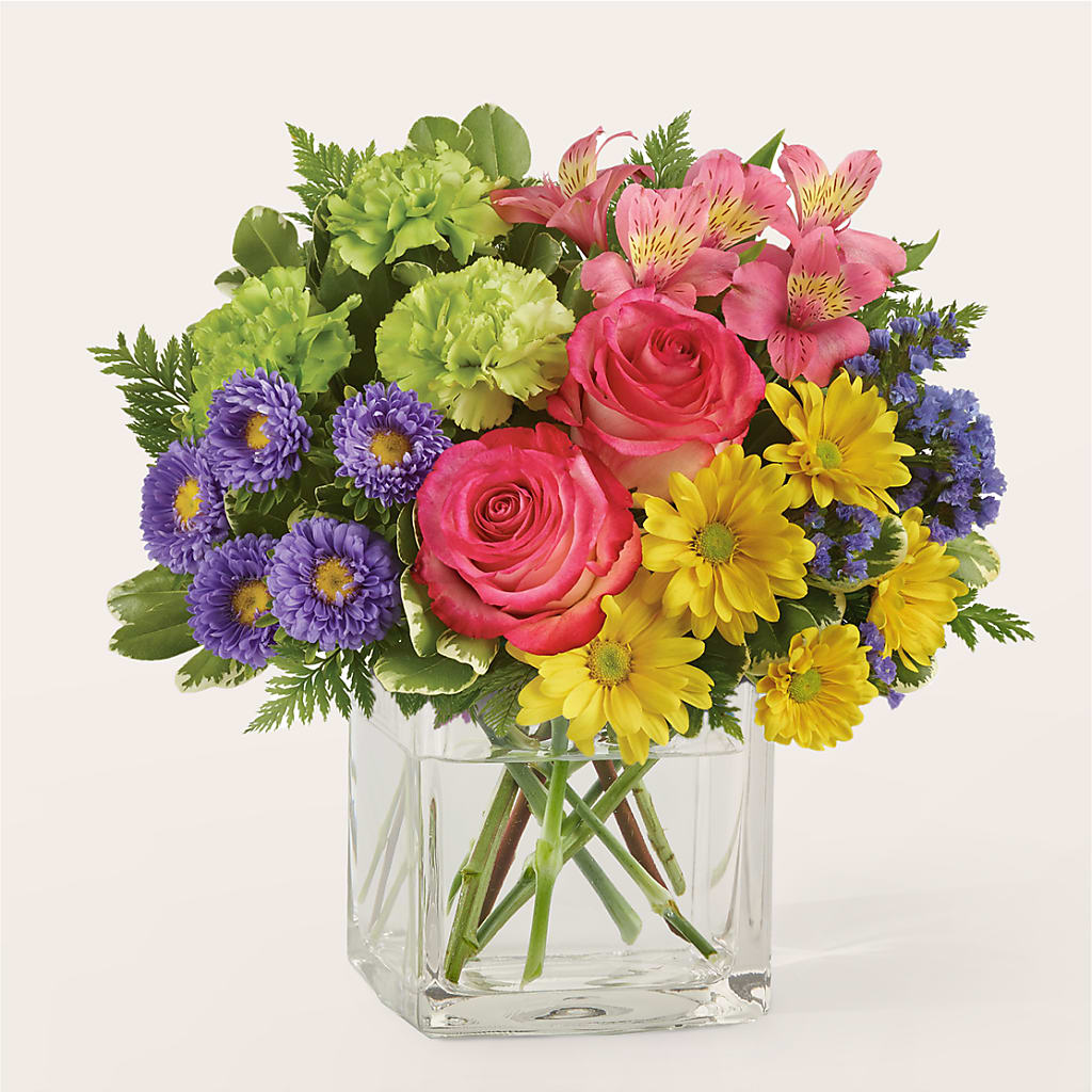 Candy Jar Bouquet – Holtschlag Florist, Quincy IL