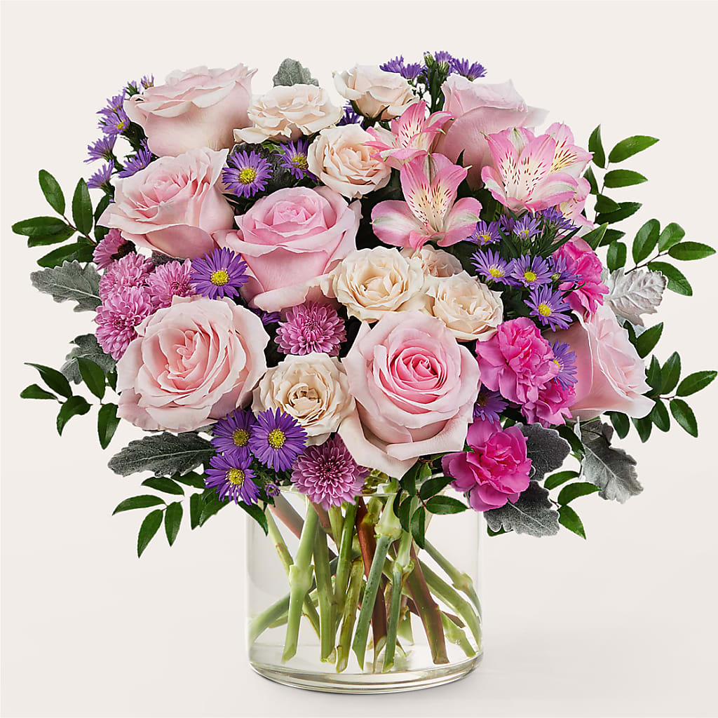 Light as a Feather Bouquet – Holtschlag Florist, Quincy IL