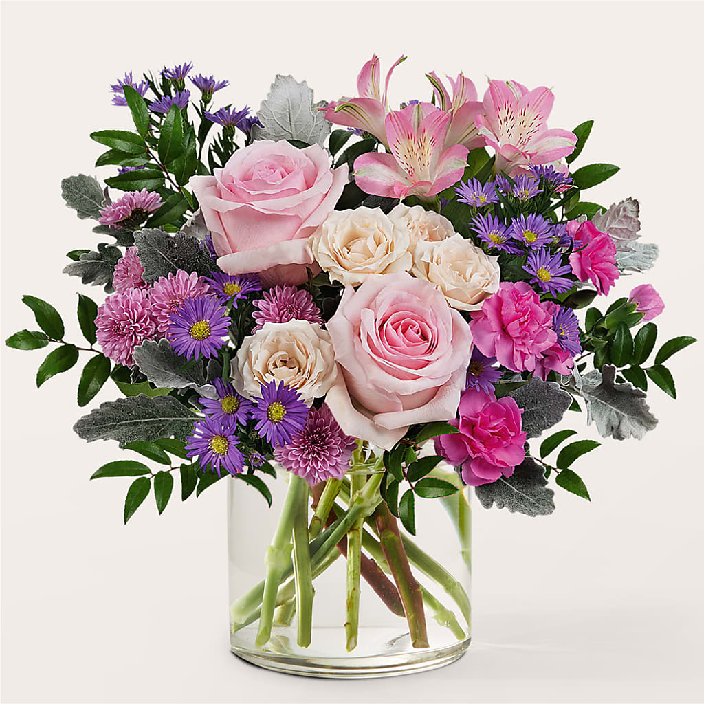 Light as a Feather Bouquet – Holtschlag Florist, Quincy IL