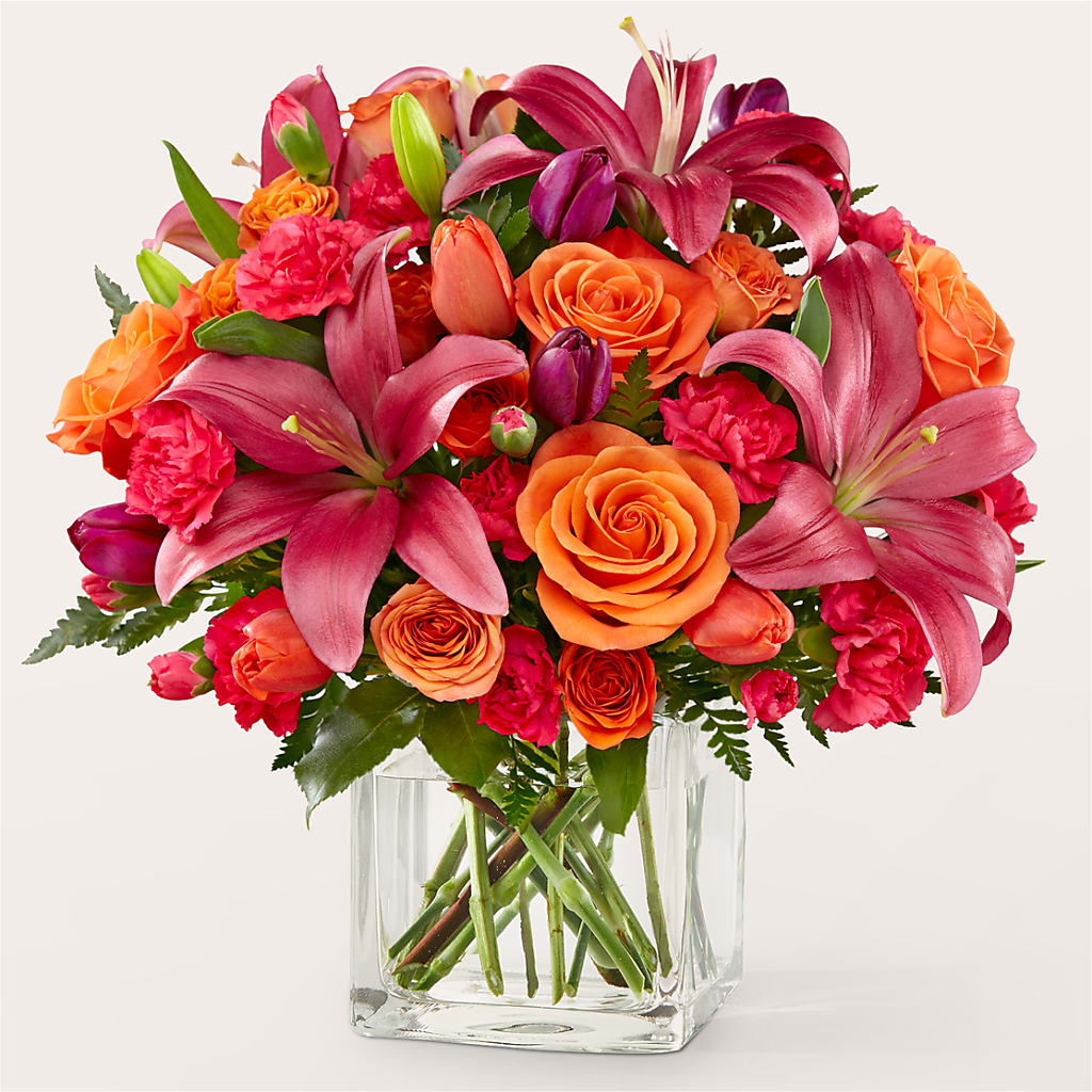 Lucky Lily Bouquet – Holtschlag Florist, Quincy IL