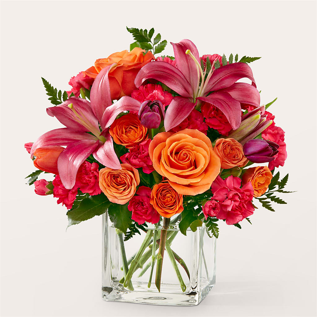 Lucky Lily Bouquet – Holtschlag Florist, Quincy IL
