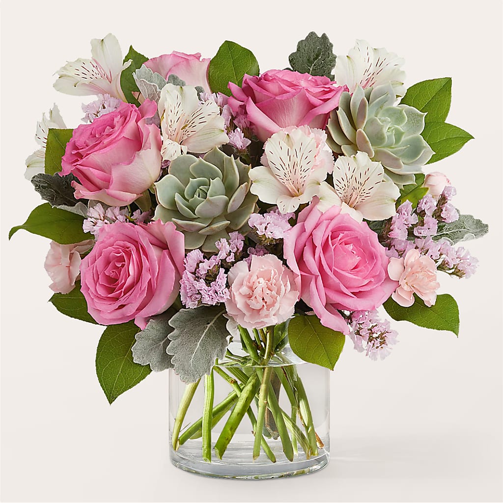 Dusty Rose Bouquet – Holtschlag Florist, Quincy IL