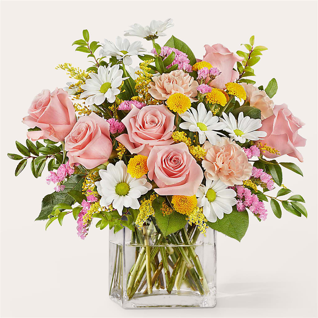 Country Cottage Bouquet – Holtschlag Florist, Quincy IL