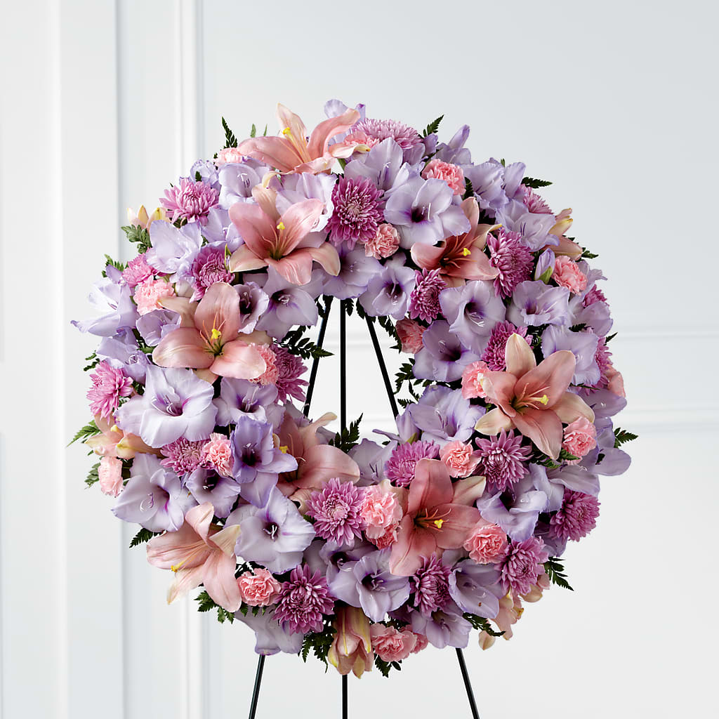 Beloved Friend Wreath – Holtschlag Florist, Quincy IL