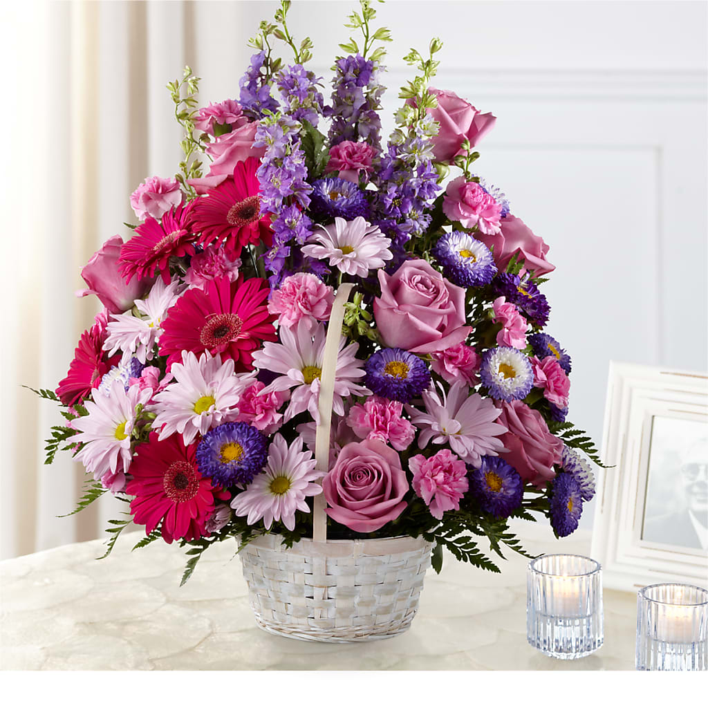 Pastel Peace Basket – Holtschlag Florist, Quincy IL