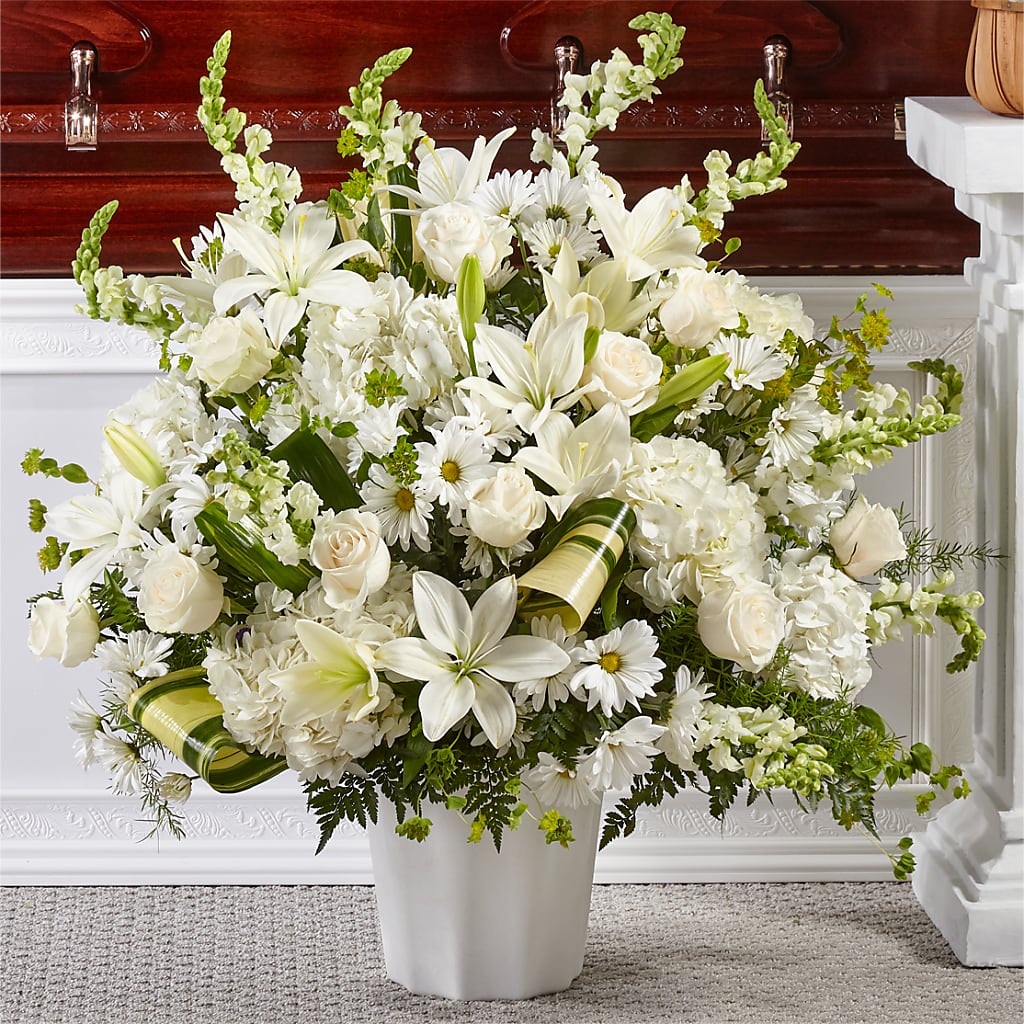Thoughts of Tranquility Floor Basket – Holtschlag Florist, Quincy IL