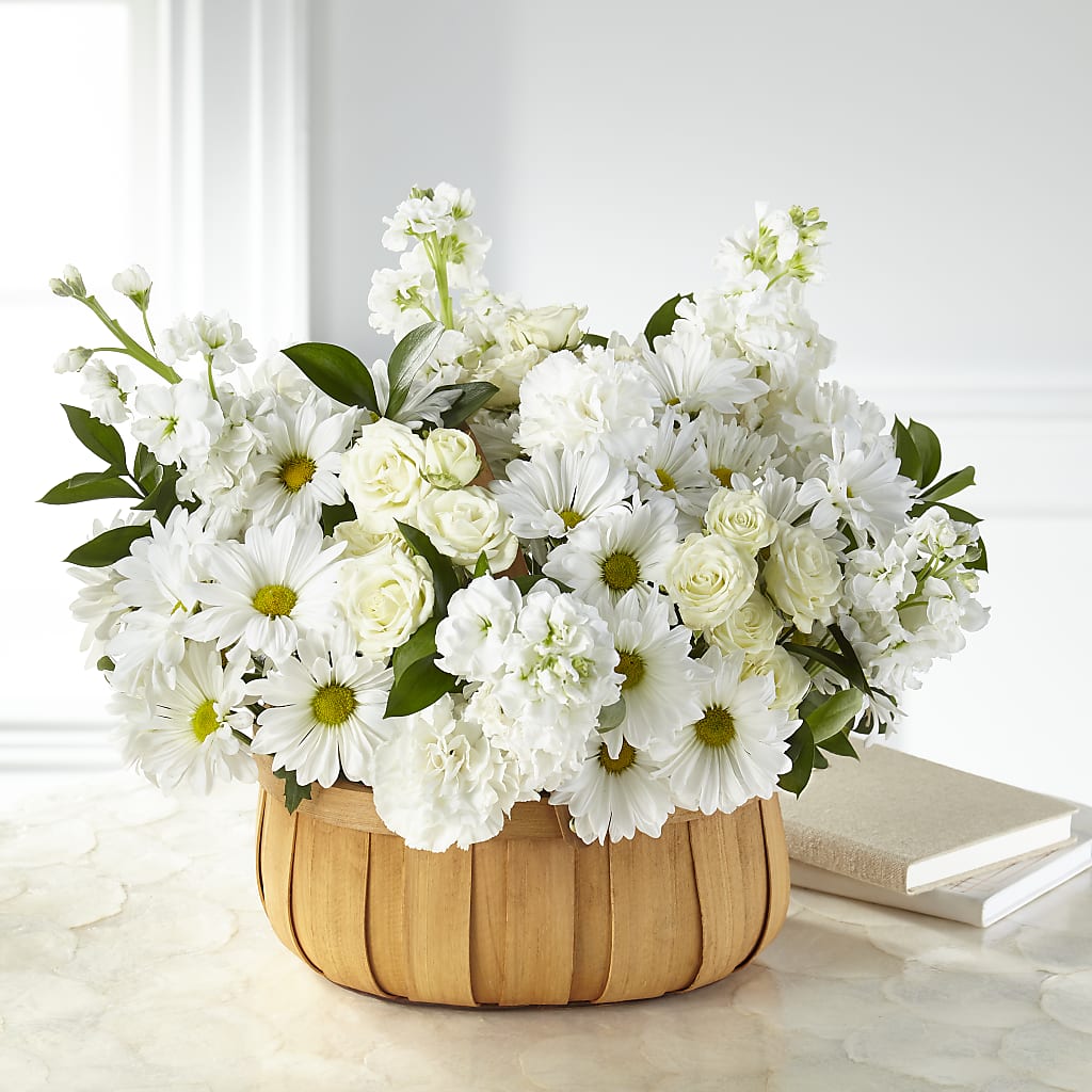 Graceful Garden Basket – Holtschlag Florist, Quincy IL