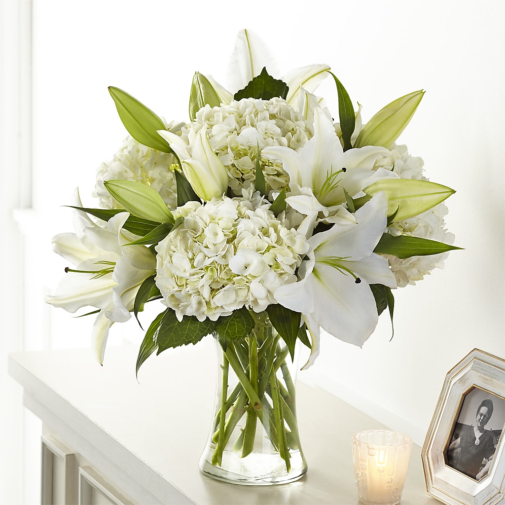Compassionate Lily Bouquet – Holtschlag Florist, Quincy IL