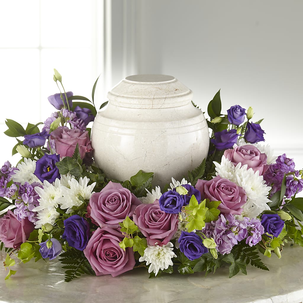 Blooming Sympathy Cremation Adornment – Holtschlag Florist, Quincy IL