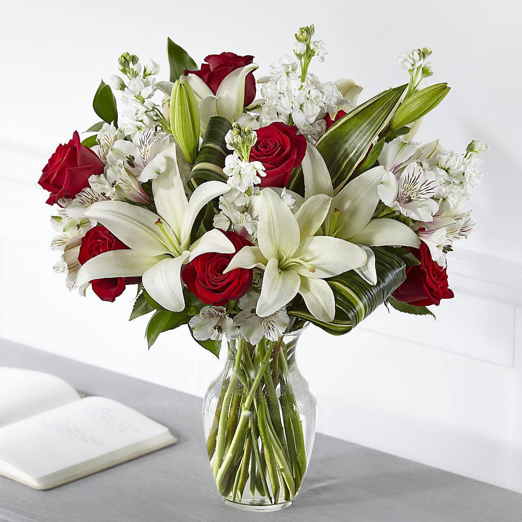 Loving Respect Bouquet – Holtschlag Florist, Quincy IL