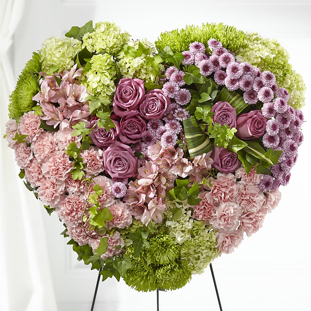 Heartwarming Standing Heart – Holtschlag Florist, Quincy IL