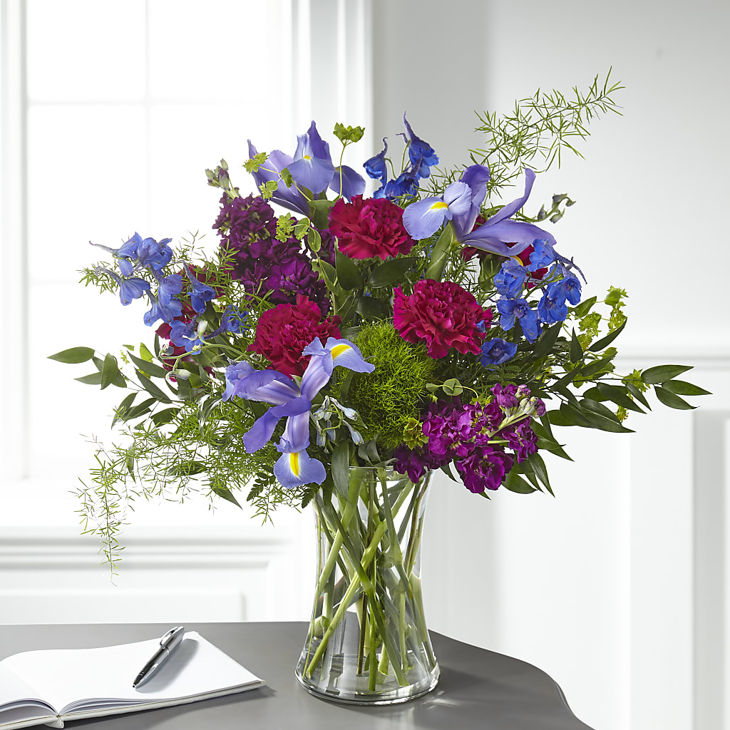 Giving Grace Bouquet – Holtschlag Florist, Quincy IL