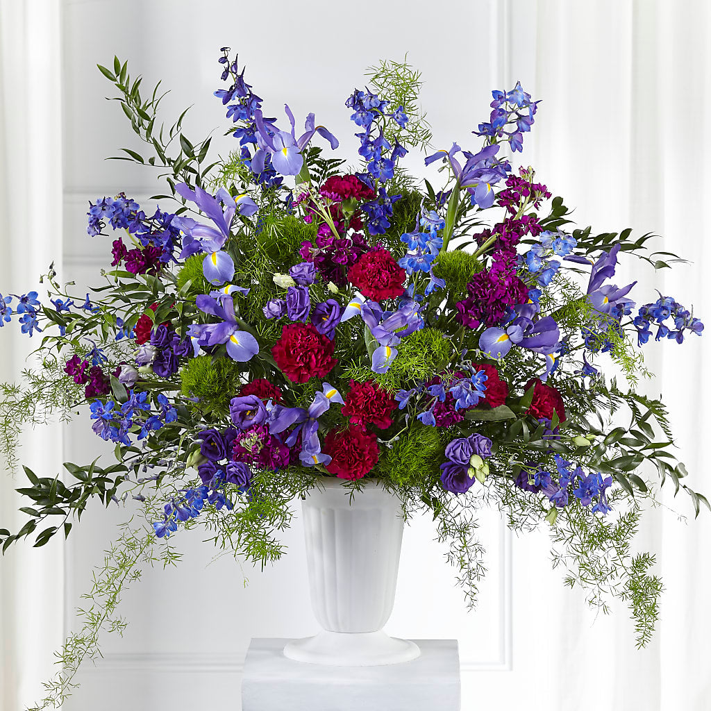 Memorial of Life Arrangement – Holtschlag Florist, Quincy IL