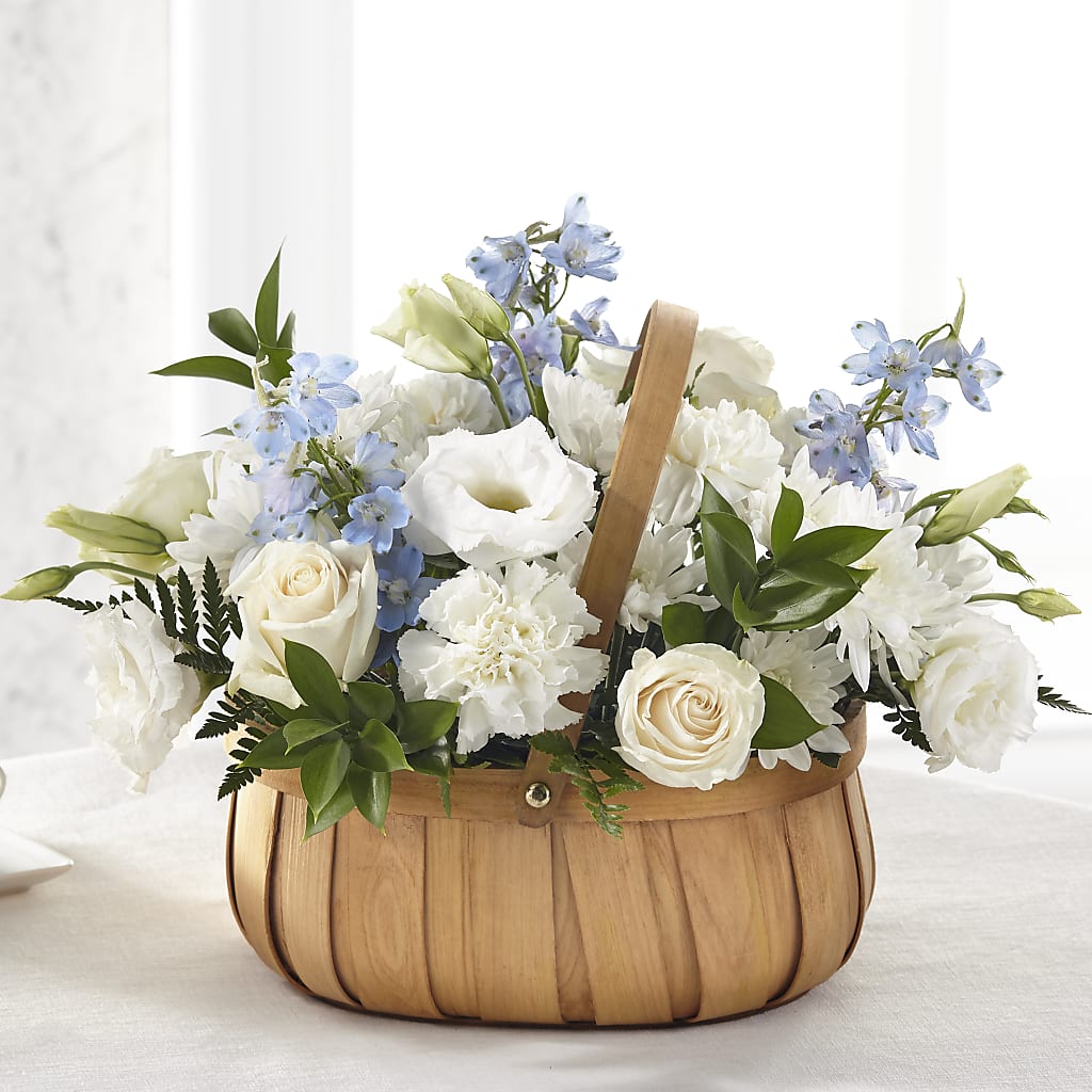 Sincerely Heartfelt Basket – Holtschlag Florist, Quincy IL