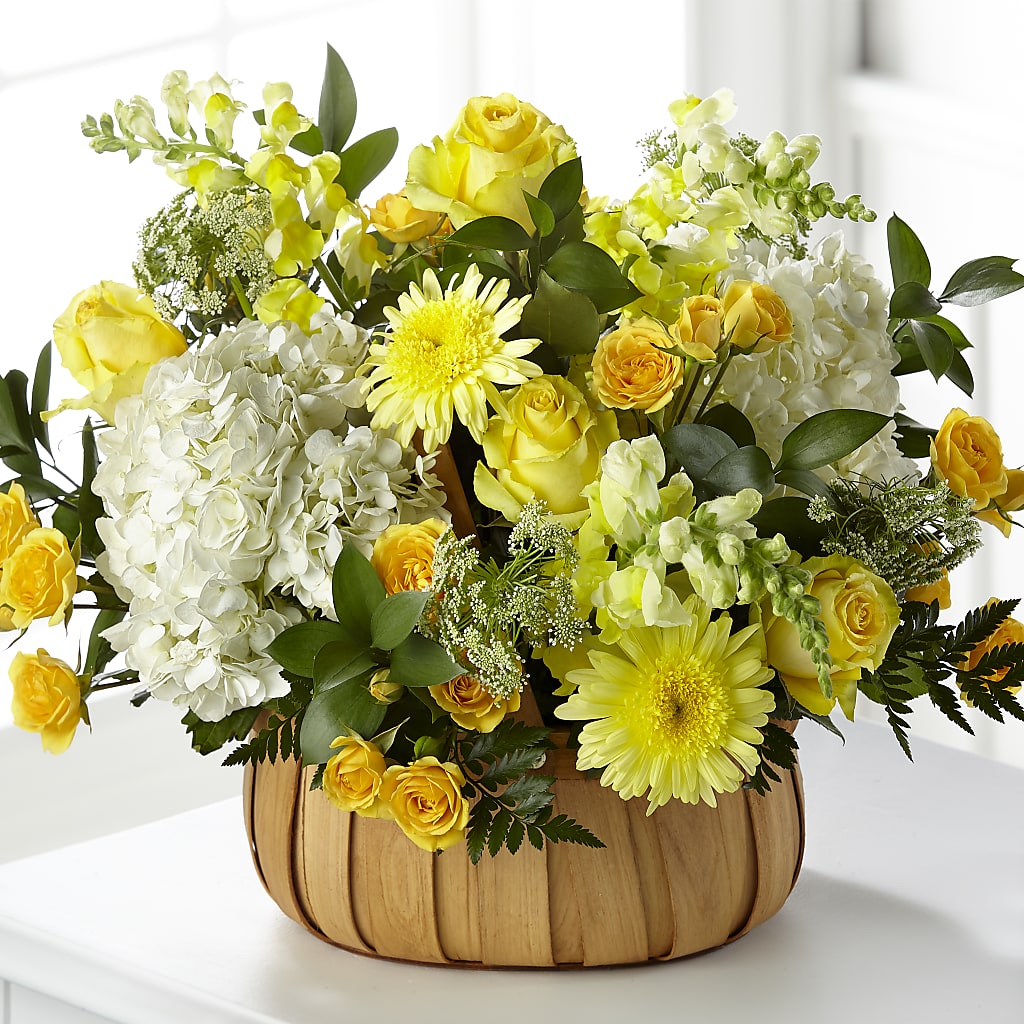 Rustic Remembrance Basket – Holtschlag Florist, Quincy IL