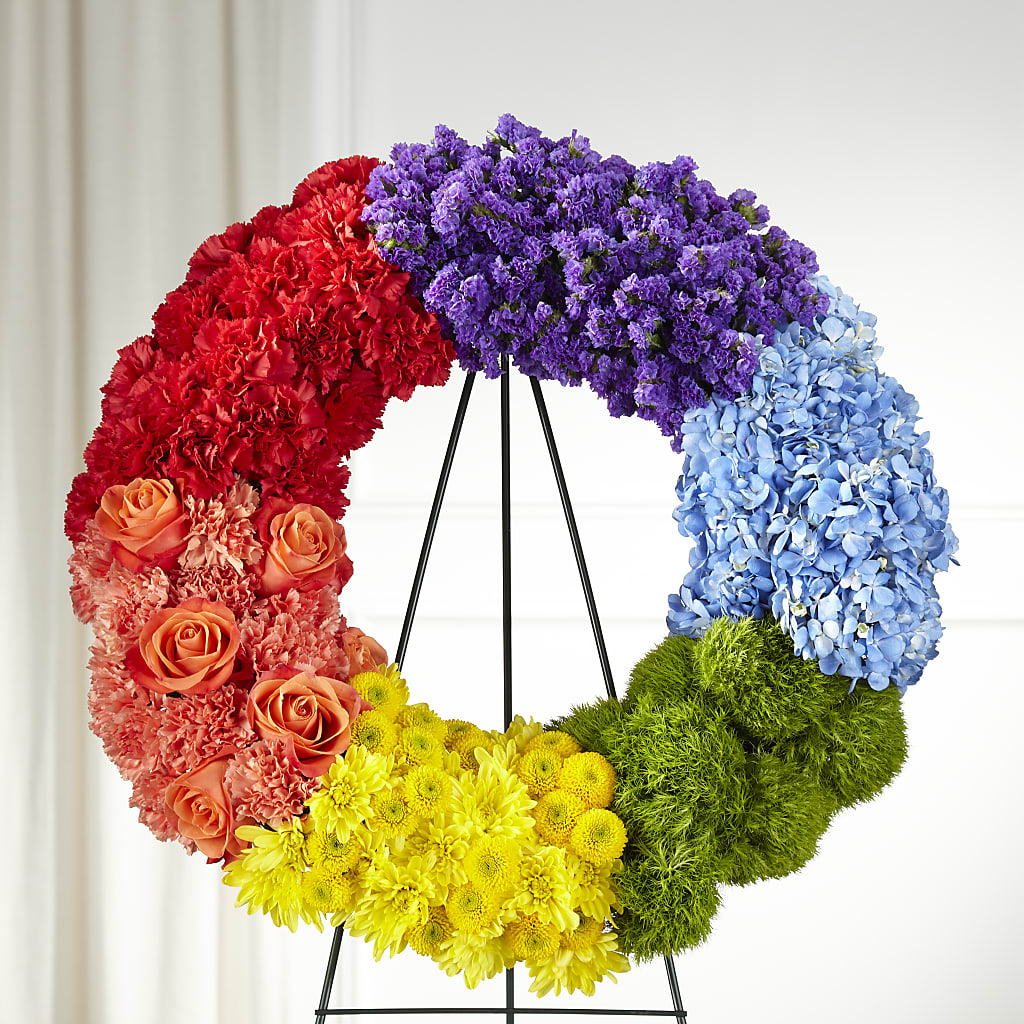 Circle of Love Wreath – Holtschlag Florist, Quincy IL