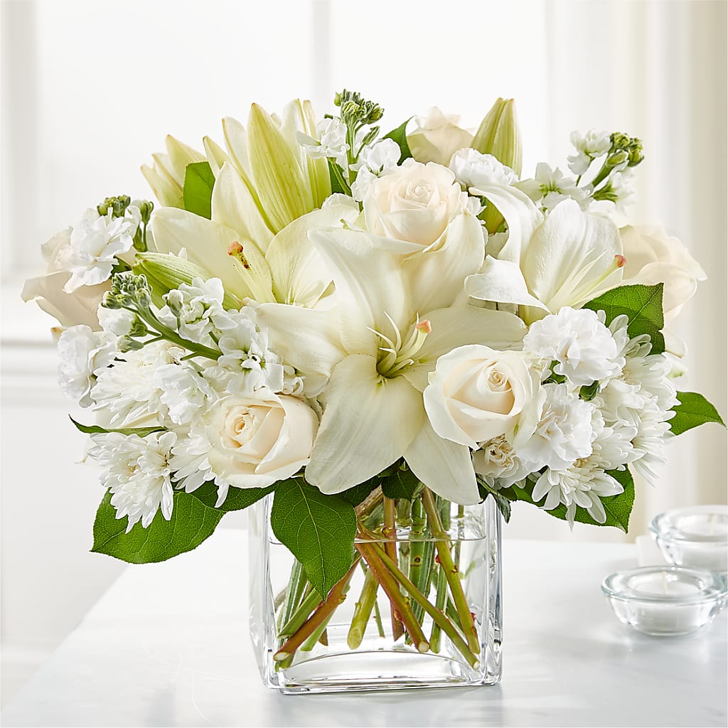 Gentle Breeze Bouquet – Holtschlag Florist, Quincy IL