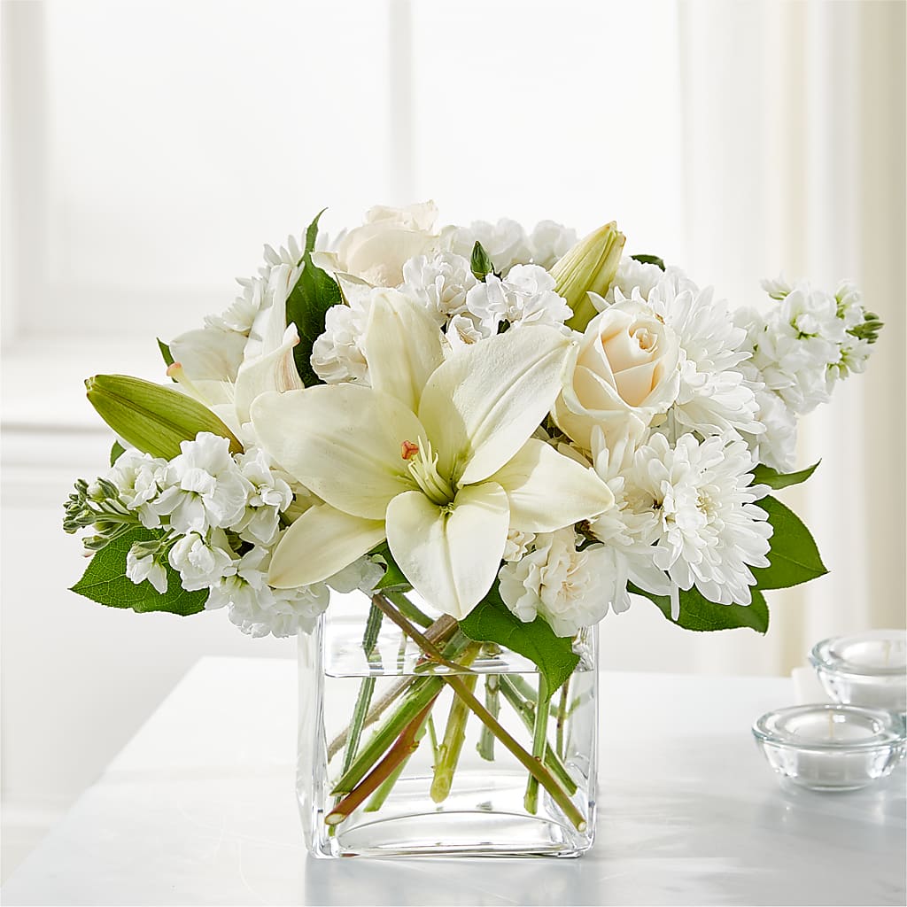 Gentle Breeze Bouquet – Holtschlag Florist, Quincy IL