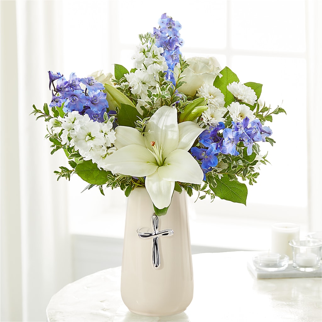 Heavenly Blossoms Bouquet – Holtschlag Florist, Quincy IL