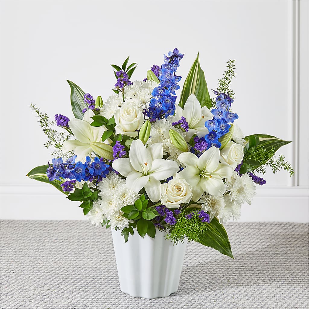Take Comfort Floor Basket – Holtschlag Florist, Quincy IL