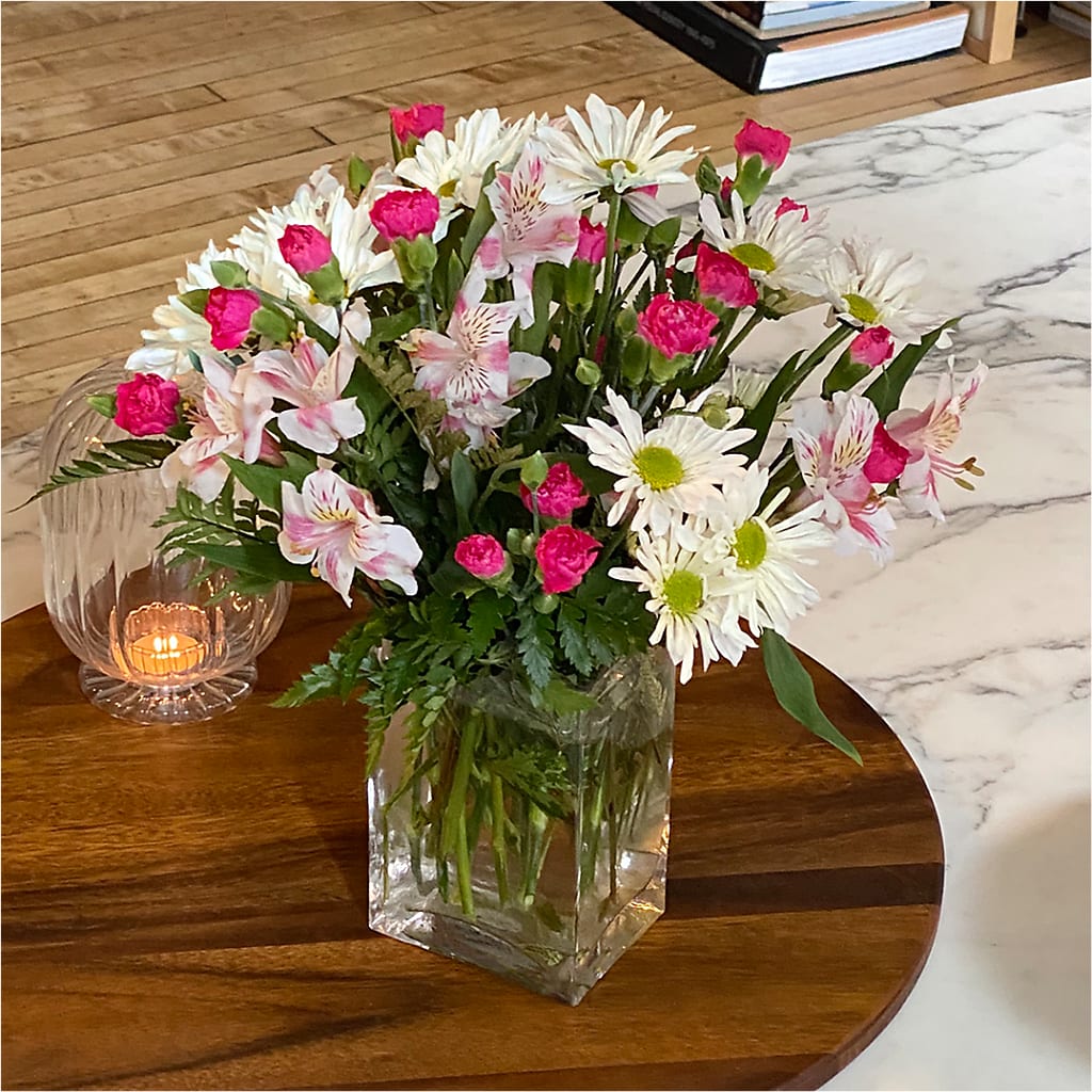 Sweet Surprises® Bouquet – Holtschlag Florist, Quincy IL