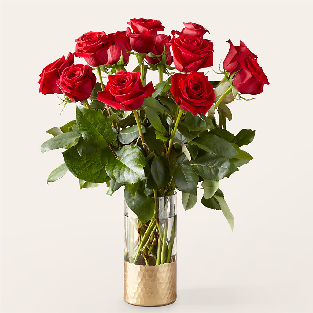 Classic Love Red Rose Bouquet – Holtschlag Florist, Quincy IL