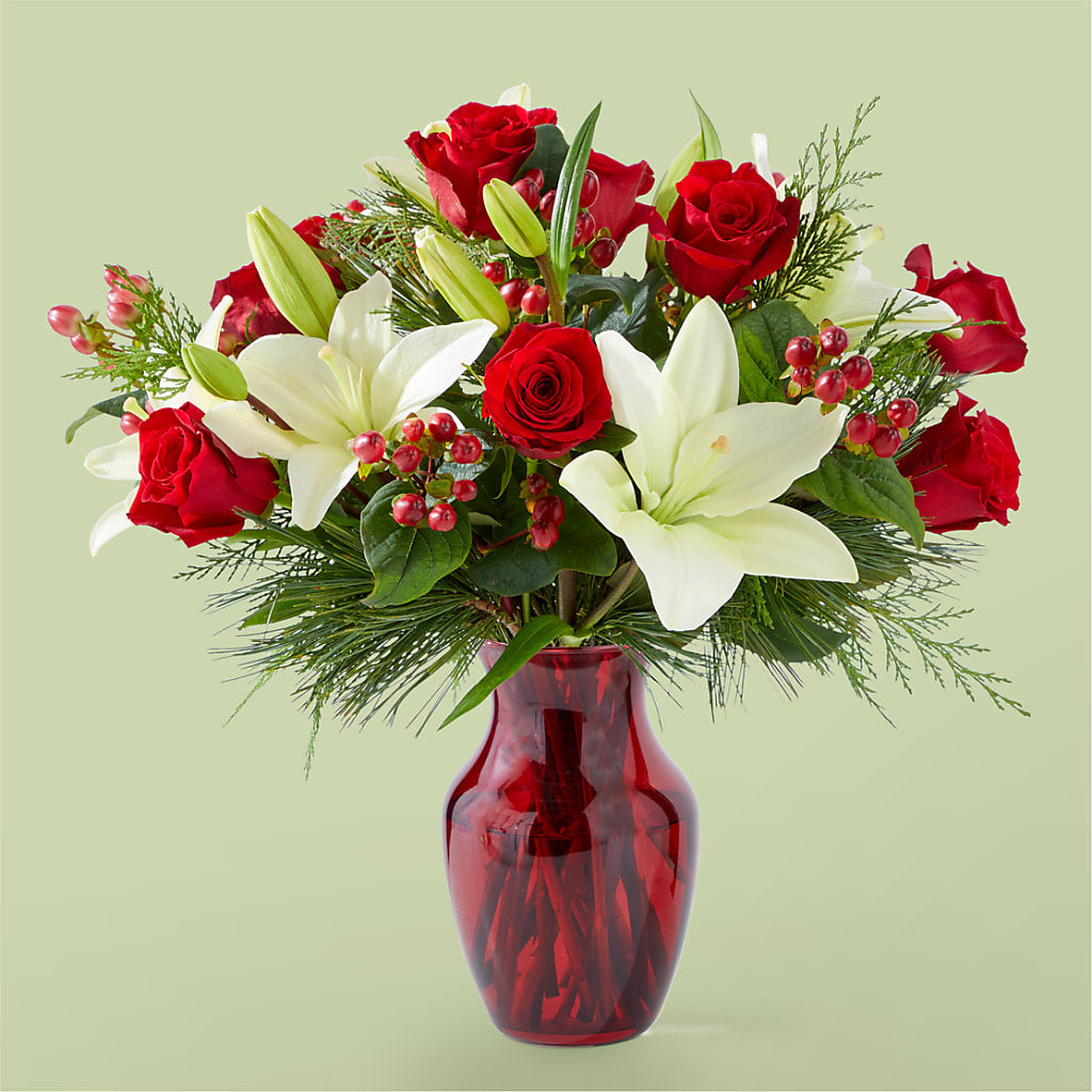 Evergreen Delight Bouquet – Holtschlag Florist, Quincy IL