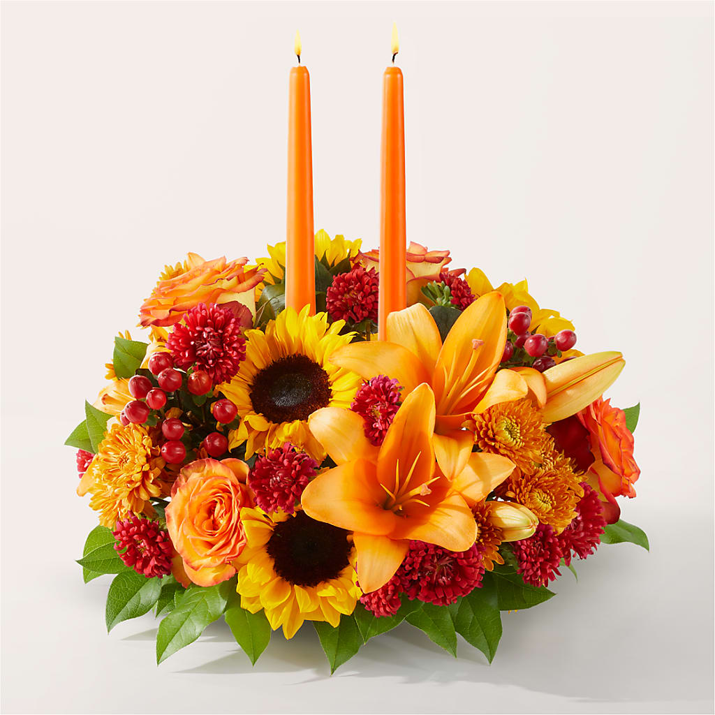 Grateful Centerpiece – Holtschlag Florist, Quincy IL