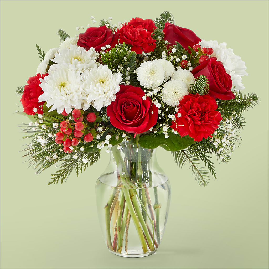 Chance of Flurries Bouquet – Holtschlag Florist, Quincy IL