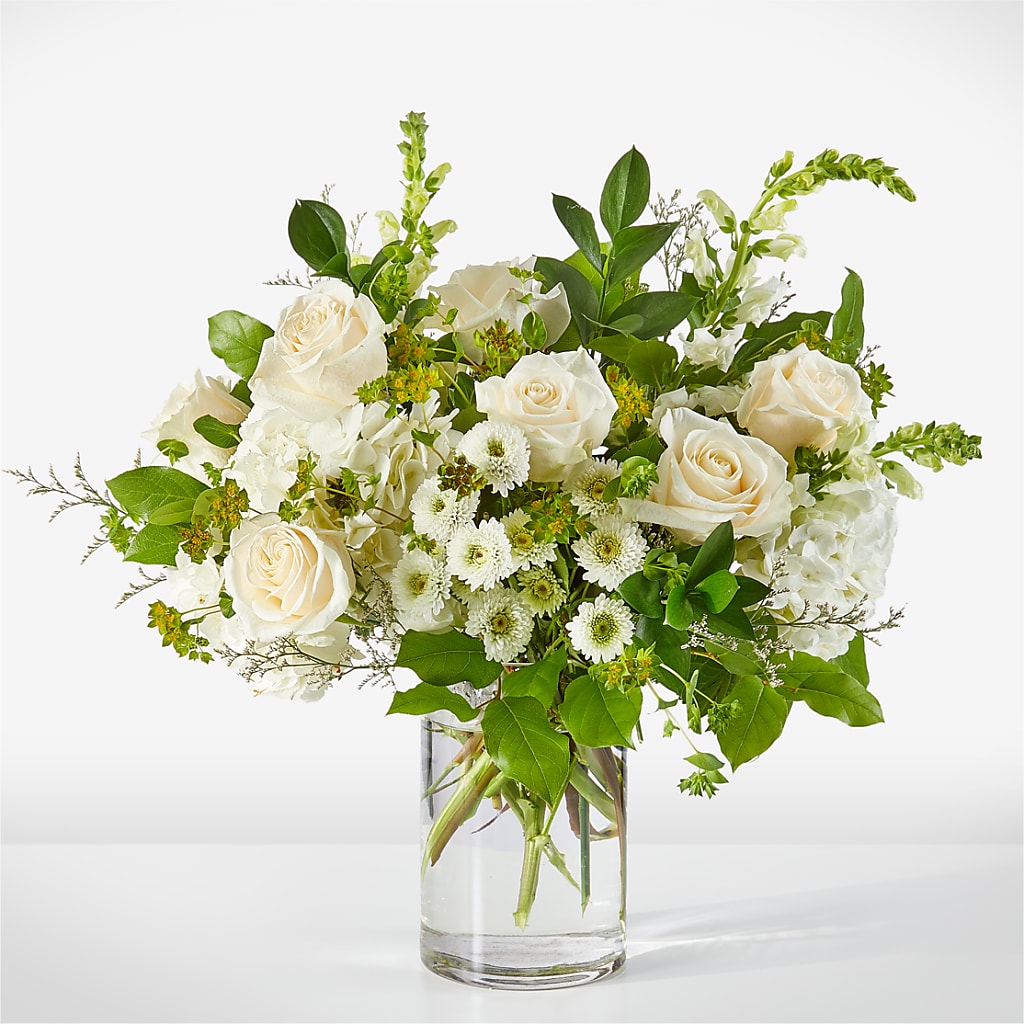 Hint of Vanilla Bouquet – Holtschlag Florist, Quincy IL