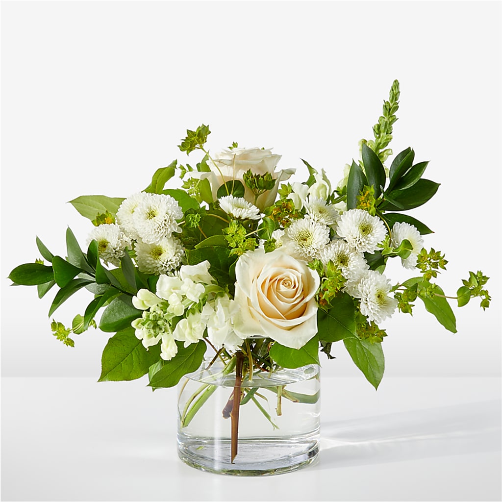 Hint of Vanilla Bouquet – Holtschlag Florist, Quincy IL