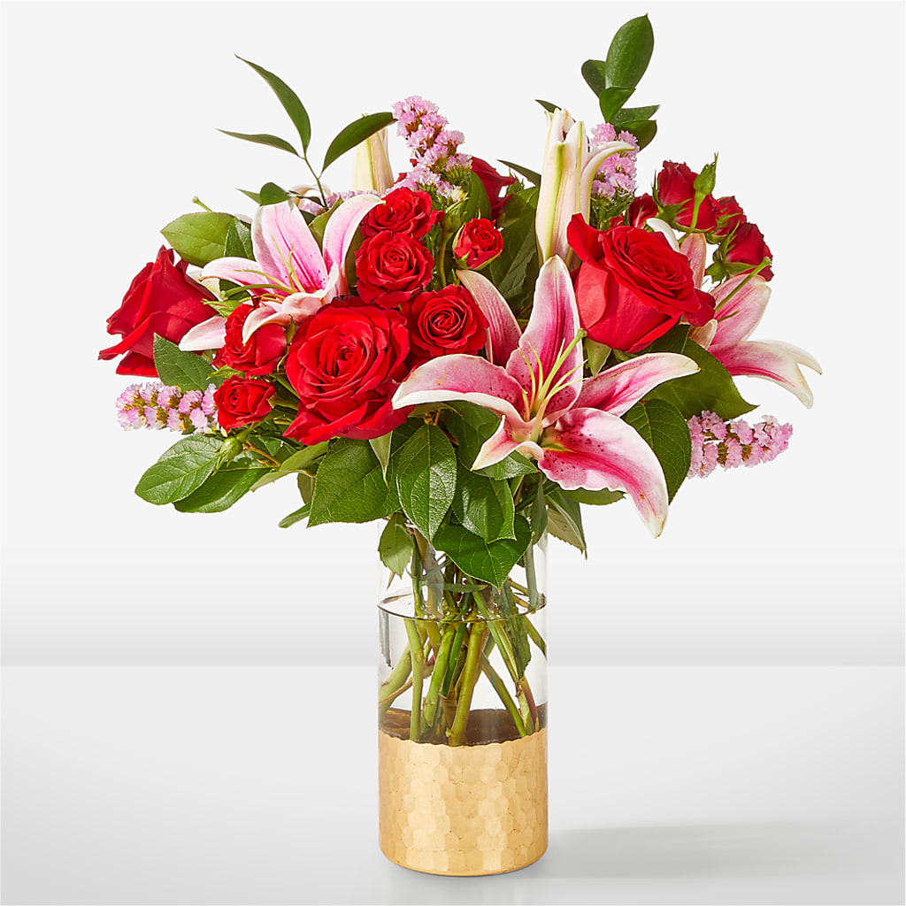 Hopeless Romantic Bouquet – Holtschlag Florist, Quincy IL