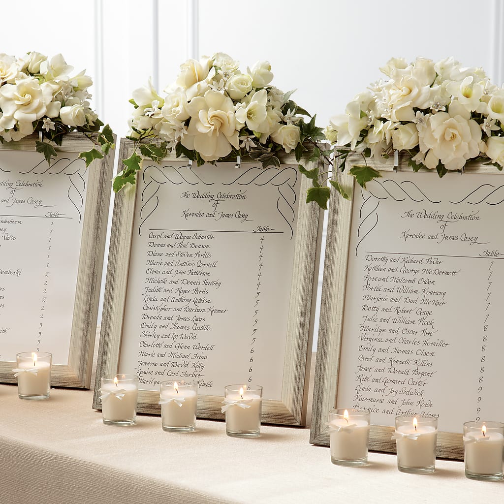 Colonnade Frame Décor – Holtschlag Florist, Quincy IL