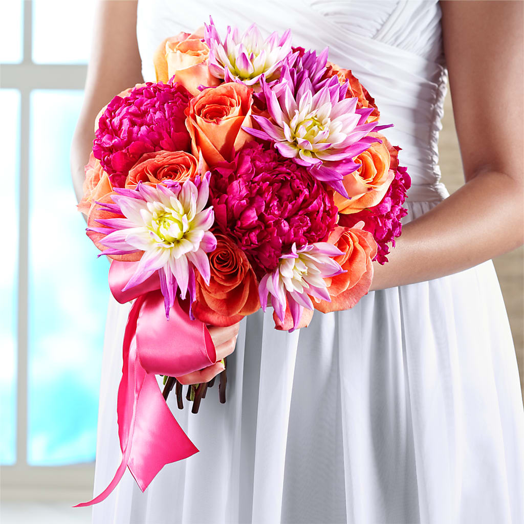 New Love Bouquet – Holtschlag Florist, Quincy IL