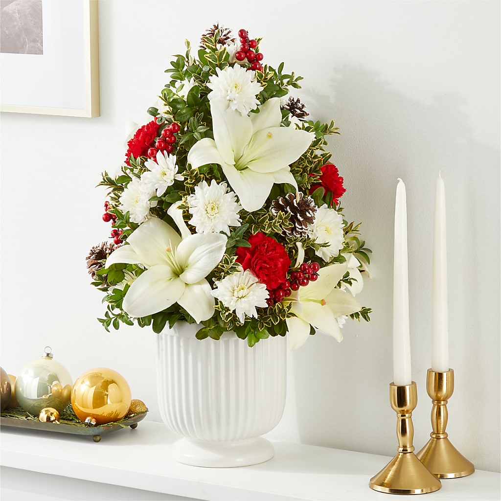 Festive Moments Tree –  Holtschlag Florist, Quincy IL