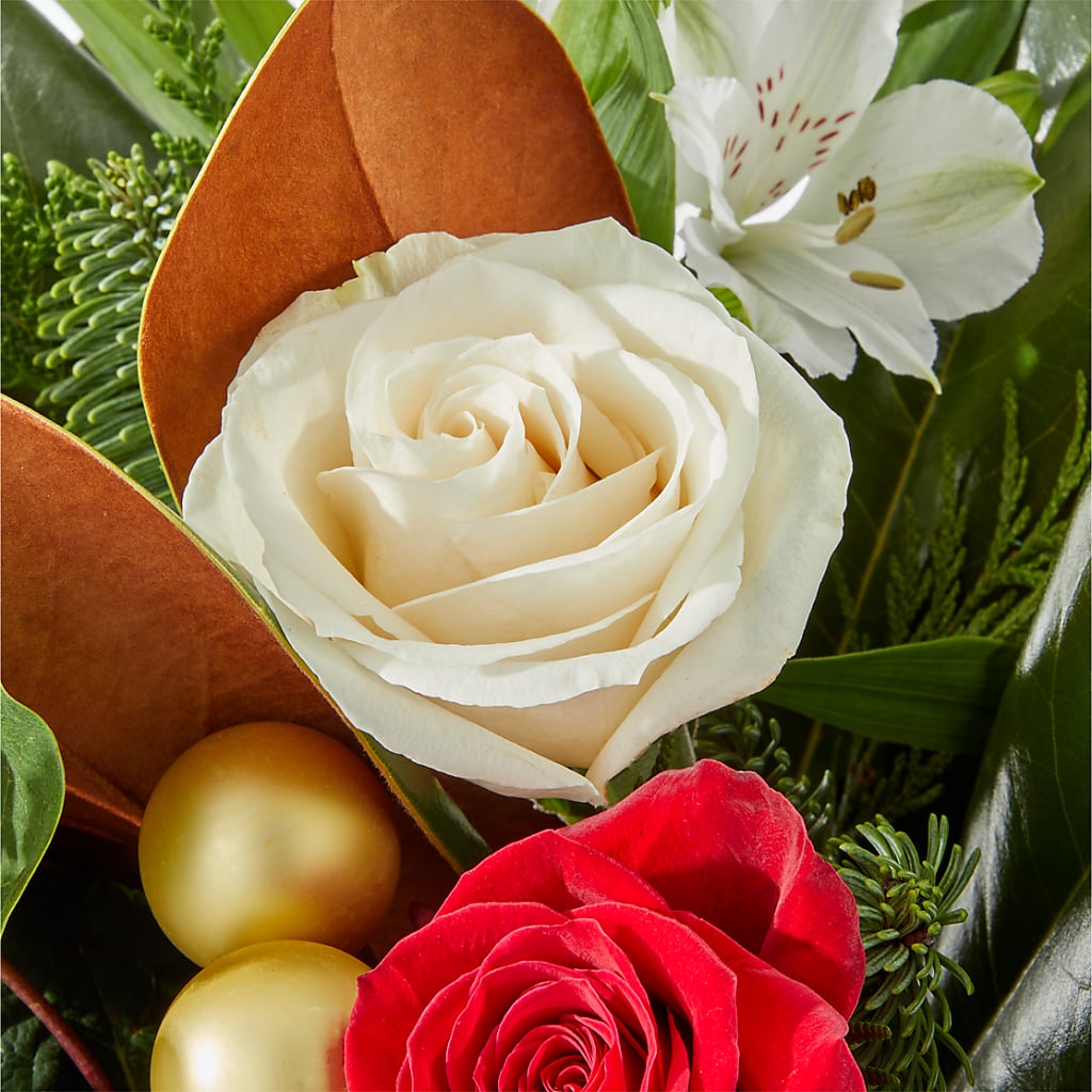 Joy & Jolly Bouquet –  Holtschlag Florist, Quincy IL