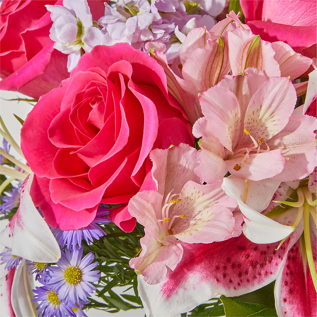Pressing Petals Bouquet –  Holtschlag Florist, Quincy IL