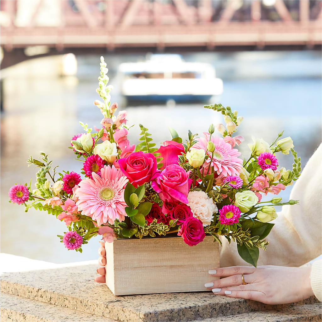 Too Cute Bouquet –  Holtschlag Florist, Quincy IL