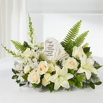 Holding You Close Arrangement –  Holtschlag Florist, Quincy IL