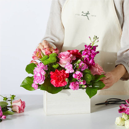 Sweetberry Box – A Florist Original –  Holtschlag Florist, Quincy IL